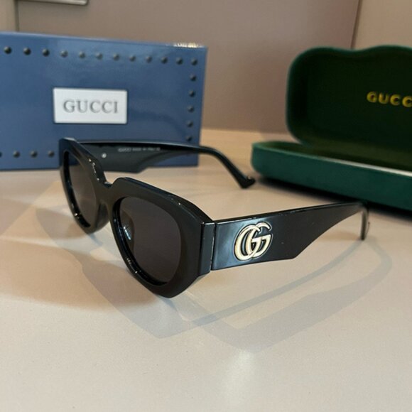 Gucci Women\'s Designer Sunglasses main image 4